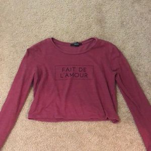 magenta cropped long sleeve tee